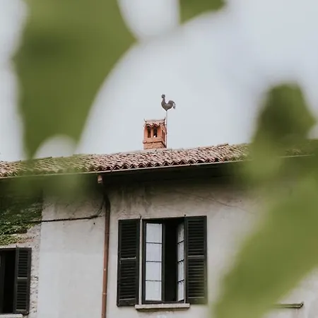 Corte Bonetti - Alloggio D'Epoca Nel Triangolo Lariano *