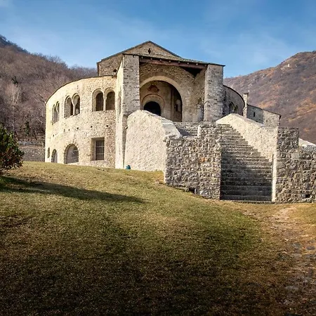 Corte Bonetti - Alloggio D'Epoca Nel Triangolo Lariano דירה *