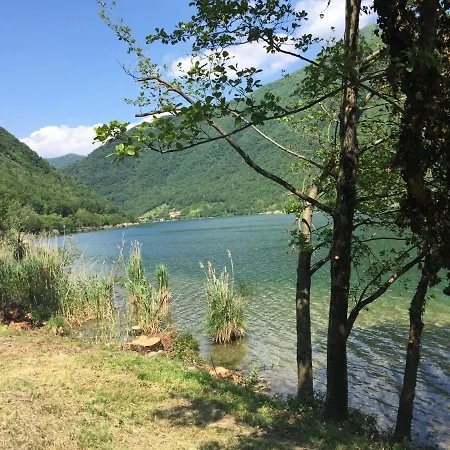Corte Bonetti - Alloggio D'Epoca Nel Triangolo Lariano *