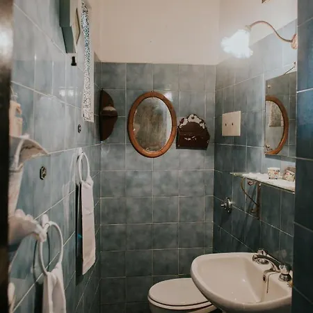 Apartment Corte Bonetti - Alloggio D'Epoca Nel Triangolo Lariano Eupilio